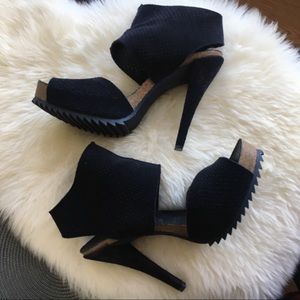 Pedro Garcia Petal Heels